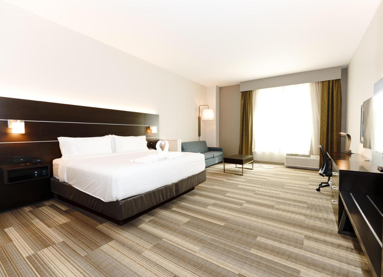 Holiday Inn Express & Suites Franklin - Berry Farms By Ihg Buitenkant foto