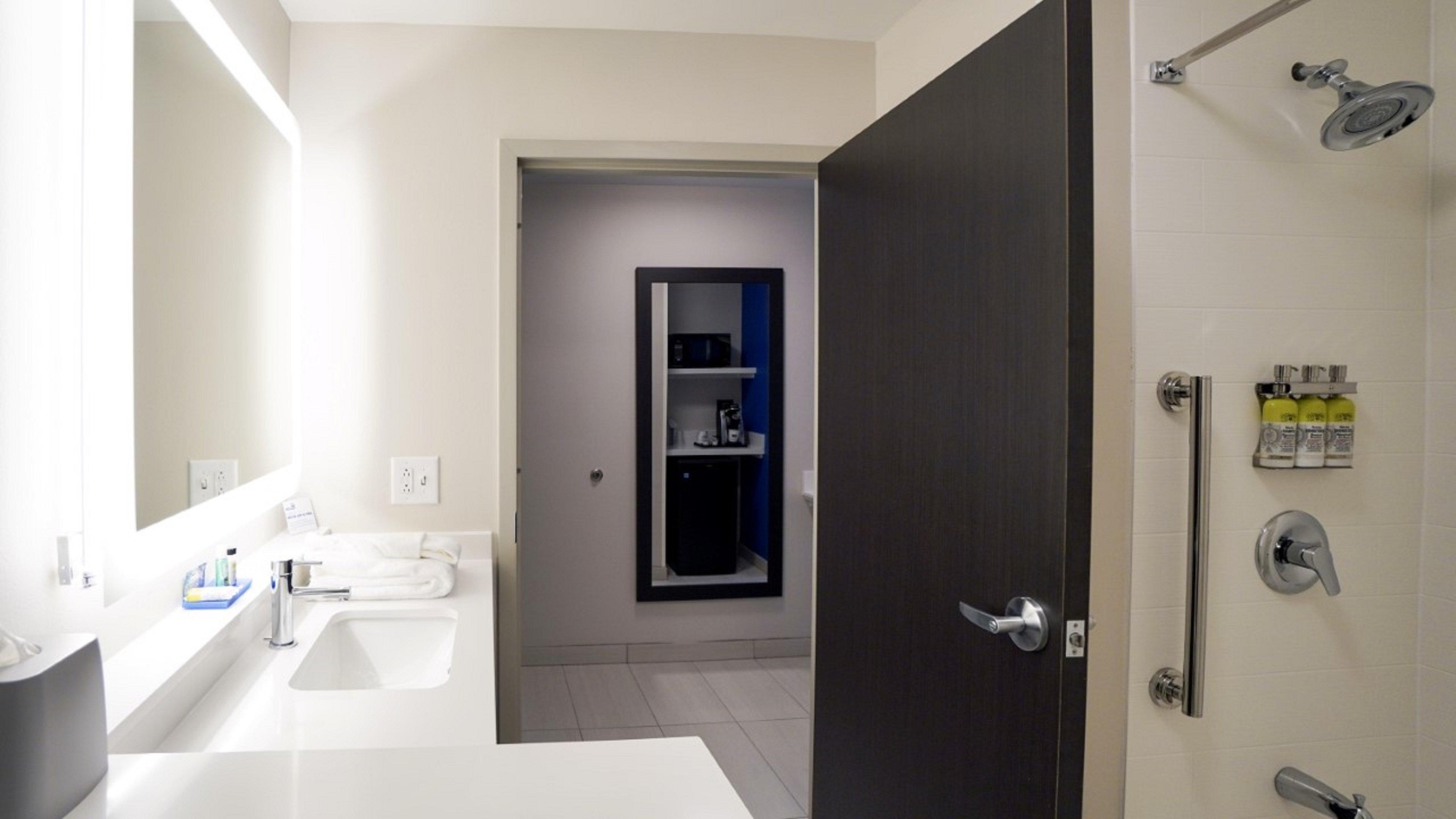 Holiday Inn Express & Suites Franklin - Berry Farms By Ihg Buitenkant foto
